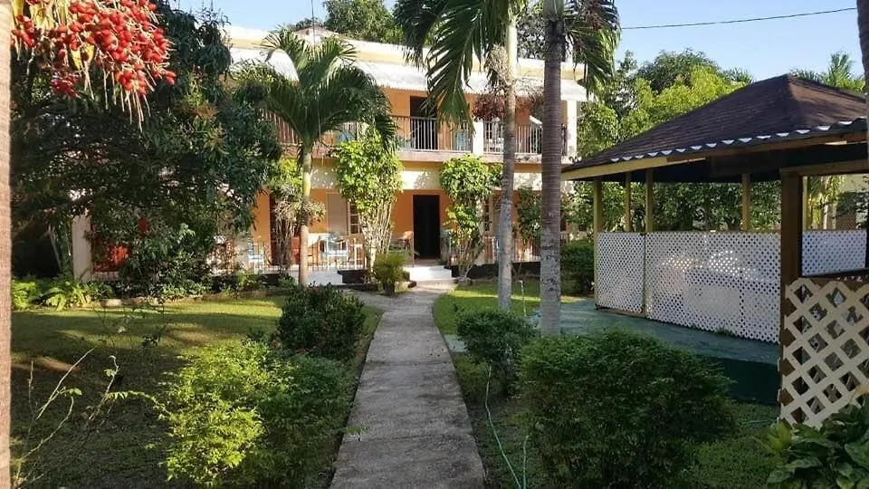 Marge'S Vacation Rentals Negril