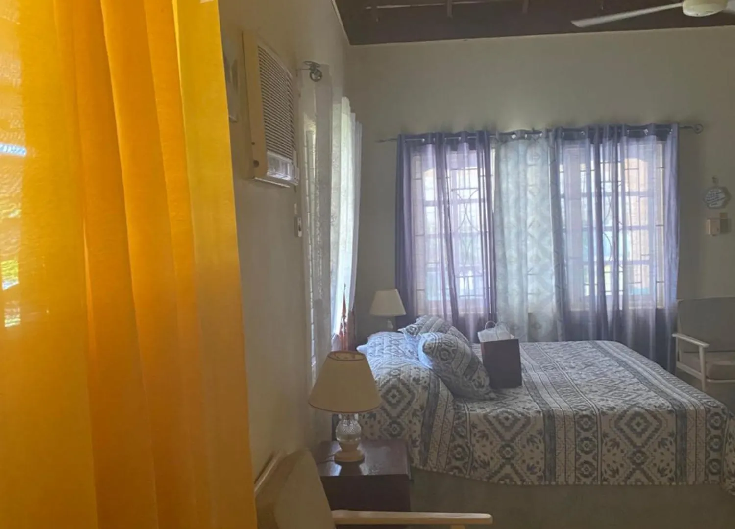 Marge'S Vacation Rentals Negril Hotel